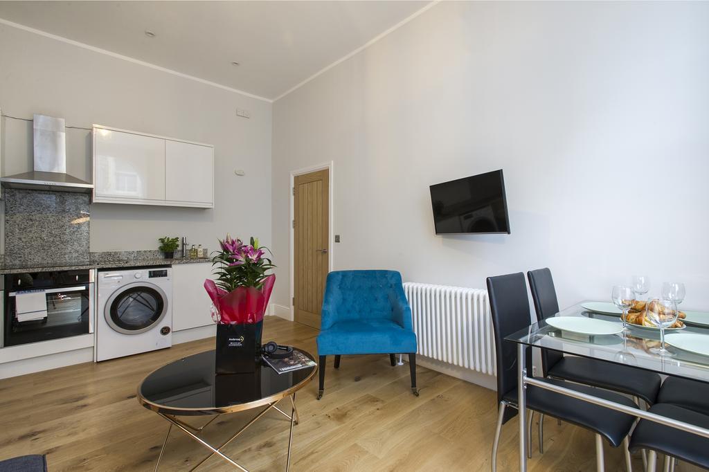 Apartment Market Street Apartments: Modern Centre Living With Wi-fi Nottingham