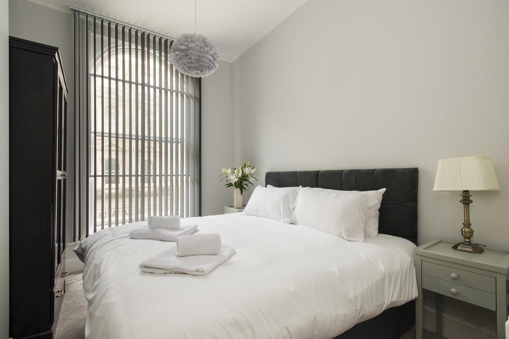 Apartment Market Street Apartments: Modern Centre Living With Wi-fi